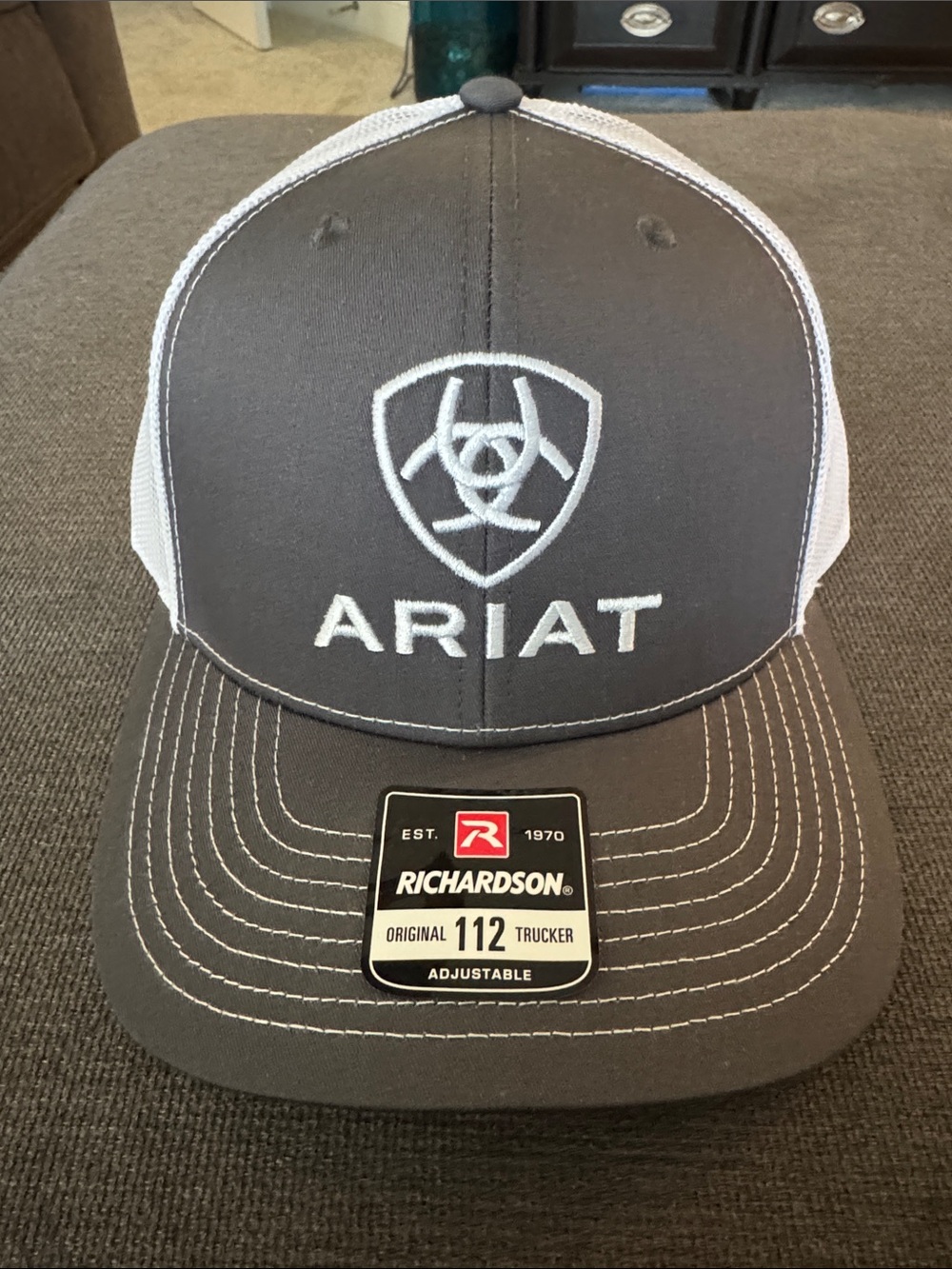NWT Ariat Gray and White Mesh Trucker Hat